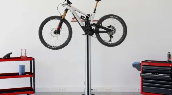 E-Bike Montageständer: Welcher hält Ihr schweres Bike wirklich?