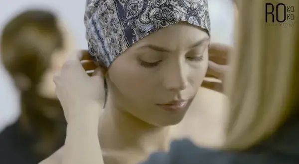 Turban po chemioterapii: Uszyj go sam! Komfort i styl krok po kroku.