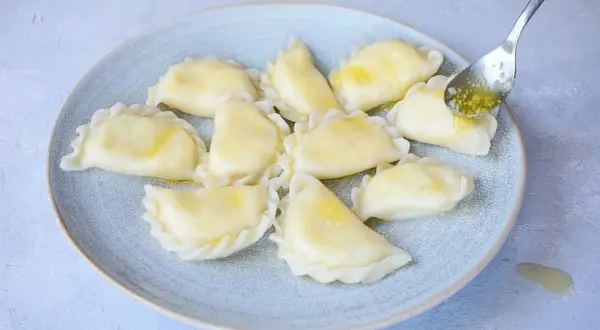 Sprawdzony przepis na ciasto pierogowe, który zawsze się udaje