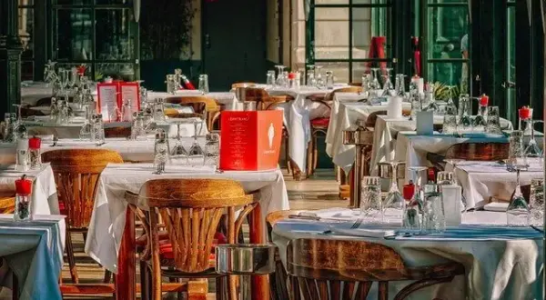 Gdzie zjeść w Wieliczce? Odkryj najlepsze restauracje i smaki