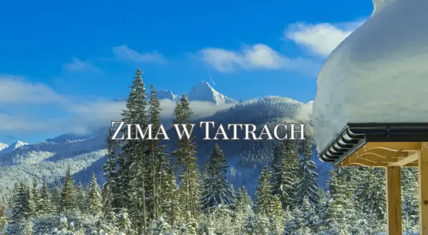 Zima w Tatrach, Bukowina Tatrzańska oferuje piękne widoki i zimowe atrakcje. Śnieg pokrywa góry i lasy, a niebo jest błękitne.