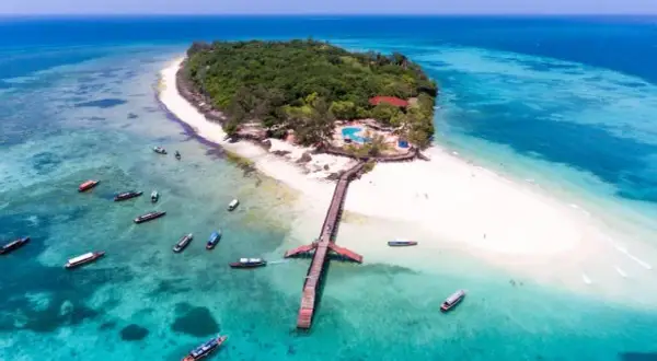 Kiedy najlepiej jechać na Zanzibar, aby uniknąć tłumów i deszczu?