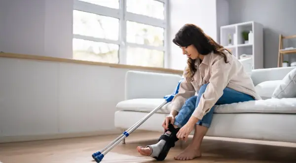 Zwolnienie na rehabilitację: L4, ZUS, świadczenie wszystko, co musisz wiedzieć