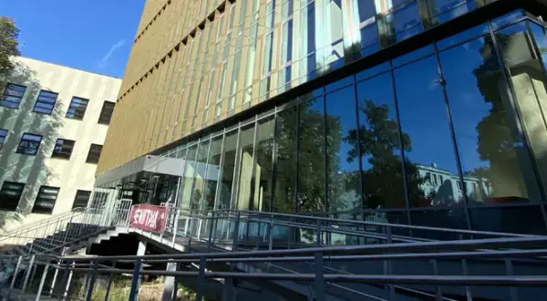 Uniwersytet Ekonomiczny w Jeleniej Górze - oferta studiów i programów