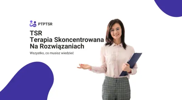 Uśmiechnięta kobieta z teczką prezentuje terapię skoncentrowaną na rozwiązaniach.