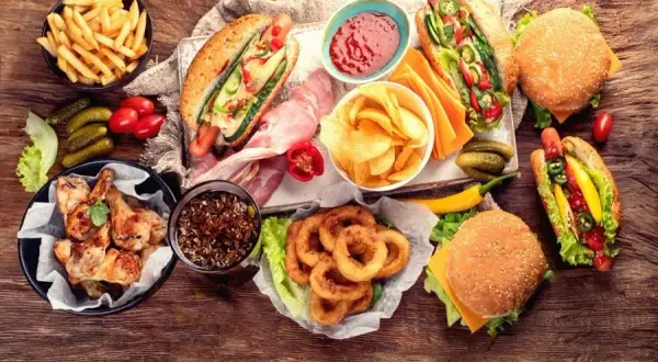 Ile kalorii ma hamburger wołowy? Zaskakujące fakty o wartości odżywczej