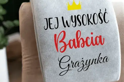 Koc na dzień babci i dziadka: Jaki wzór ociepli serca seniorów?