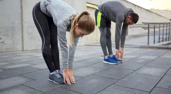 Calentamiento antes de entrenar: evita lesiones y mejora tu rendimiento