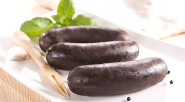 Czy kaszanka ma gluten? Dowiedz się, co musisz wiedzieć o składzie