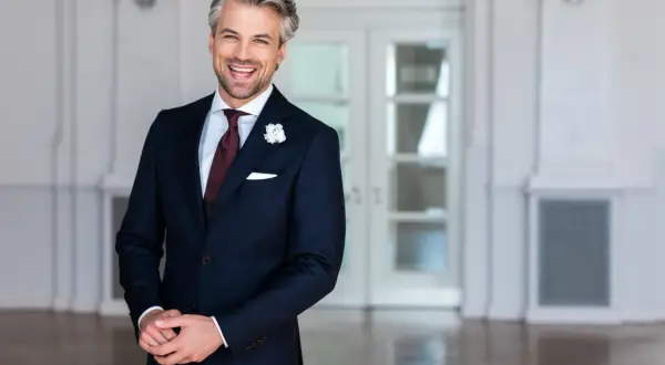 Jaka koszula na wesele? Wybierz idealną i uniknij faux pas!