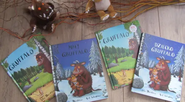Pluszowe Gruffalo i książki: "Gruffalo", "Mały Gruffalo", "Dziecko Gruffalo".