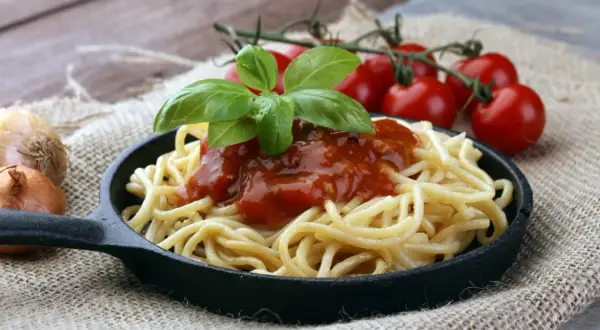 Długość makaronu spaghetti – co warto wiedzieć przed zakupem?