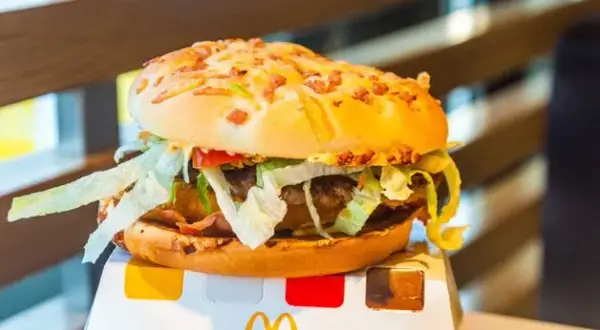 Co kryje Burger Drwala? Pełny skład i sekrety smaku!