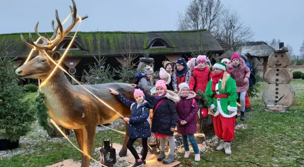 Wioska Świętego Mikołaja w Skansen Bicz – magiczne atrakcje dla rodzin