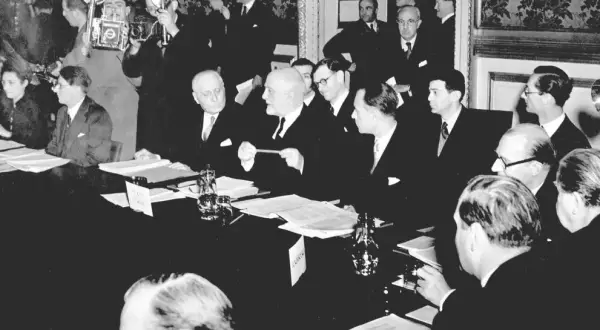 W którym roku powstała Unia Europejska? Poznaj historię i znaczenie UE