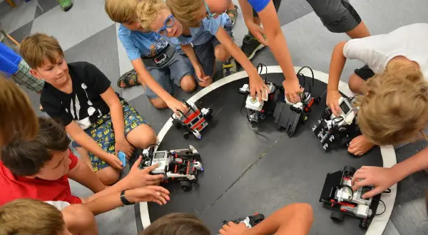 Zajęcia z robotyki dla dzieci: wybierz mądrze. Wiek, koszty, korzyści