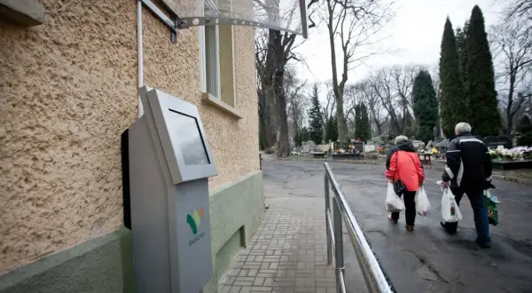 Jak znaleźć zmarłego na cmentarzu Wałbrzych - krok po kroku do sukcesu