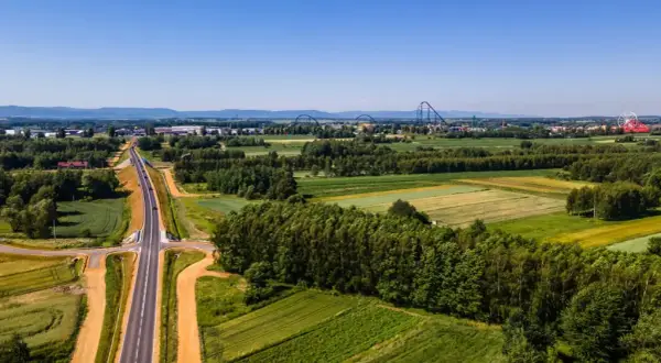 Ile km od Krakowa do Energylandii? Sprawdź, jak szybko dojechać!