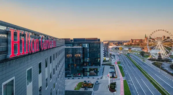 Ile hoteli Hilton w Polsce? Aktualna liczba i nowe otwarcia