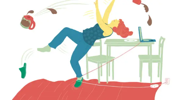 Kvinna snubblar över sladd, kaffekoppar flyger. En illustration av en skada på jobbet orsakad av en olycka hemma.