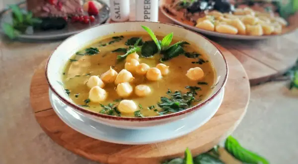 Gdzie zjeść w Polanicy-Zdroju? Najlepsze restauracje, które musisz znać