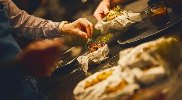 Frankfurts Gastronomie: Ihr Weg zu gefragten Jobs & Top-Gehältern