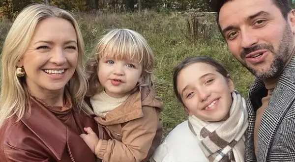 Ile lat ma córka Kurdej-Szatan? Zaskakujące fakty o Hani