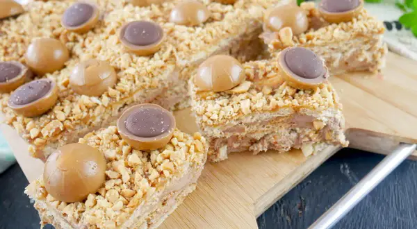 Deser z Toffifee: Szybkie ciasta i serniki na zimno. Bez pieczenia!