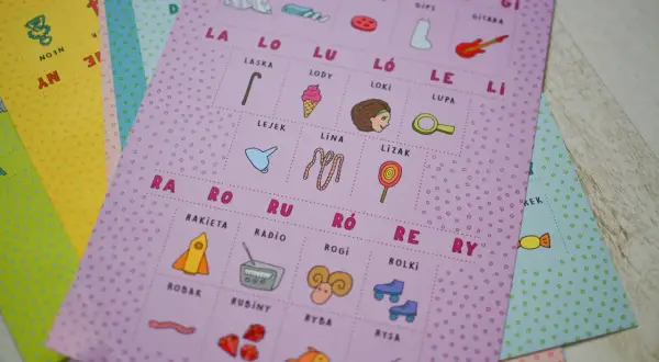 Jak nauczyć dziecko czytać sylabami – skuteczne metody i zabawy edukacyjne
