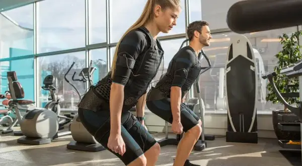 Trening siłowy co to? Poznaj jego korzyści i metody ćwiczeń