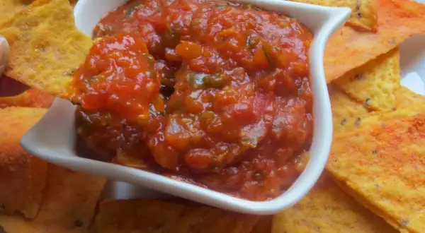 Domina las salsas mexicanas para nachos: Recetas y secretos
