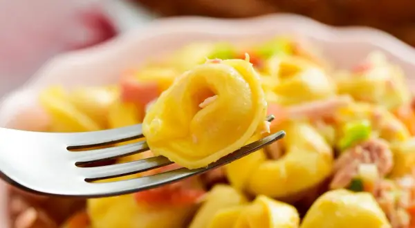 Jak zrobić makaron tortellini: przepis na idealne pierożki domowe