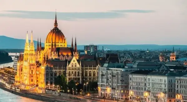 Najlepsza trasa do Budapesztu: najszybsza droga z Warszawy i Krakowa