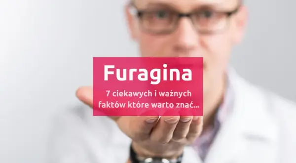 Mężczyzna w okularach trzyma kartkę z napisem "Furagina". Czy alkohol wpływa na jej działanie? Dowiedz się 7 faktów.