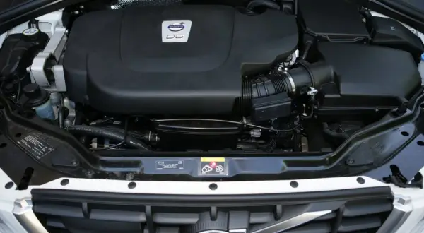 Volvo XC60 jaki silnik diesla wybrać: D4 czy D5 - co wybrać?