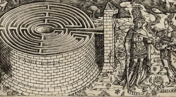 Un minotaure attend dans ce labyrinthe complexe. Thésée et Ariane se tiennent à proximité, prêts à affronter le monstre.