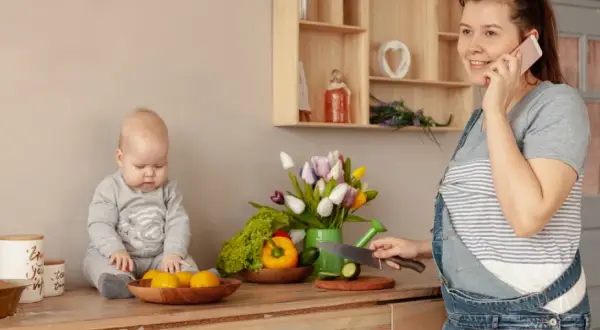 Czego nie wolno jeść po porodzie? Unikaj tych produktów dla zdrowia dziecka