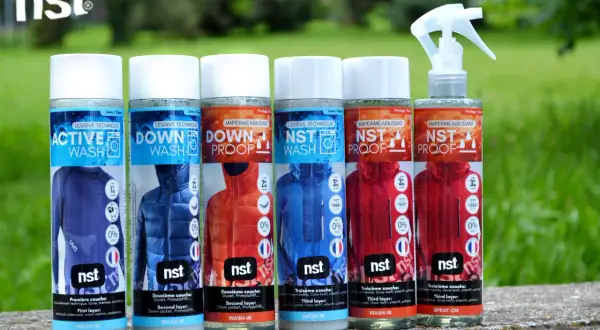 Gamme de produits NST pour l'entretien des vêtements techniques, y compris la lessive pour Gore-Tex.