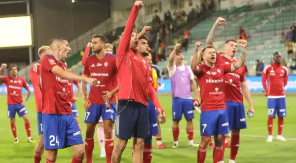 Renesans polskiej piłki nożnej: które kluby przewodzą?