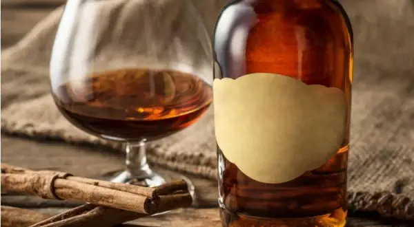 Jak pić rum z herbatą: przepisy i sekrety idealnego połączenia