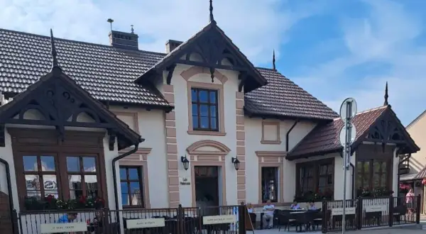 Gdzie zjeść w Darłówku? Odkryj najlepsze restauracje i smaki