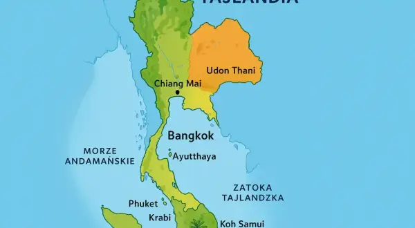 Mapa Tajlandii z zaznaczonymi miastami jak Bangkok, Chiang Mai, Udon Thani. Widać też sąsiedzi Tajlandii: Morze Andamańskie i Zatoka Tajlandzka.