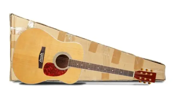 Jak zapakować gitarę do wysyłki, aby uniknąć uszkodzeń podczas transportu