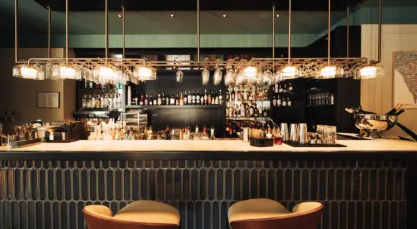Hotel Bristol Berlin: Luxus, Lage & Kulinarik am Ku'damm