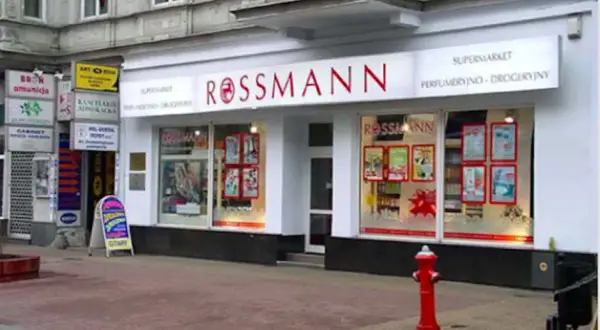 Pierwszy Rossmann w Polsce: historia, otwarcie i znaczenie dla rynku