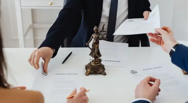 Czy przy podziale majątku sąd bierze pod uwagę dzieci? Oto prawda