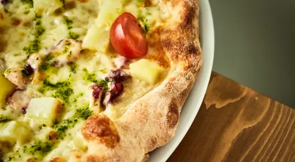 Jaki ser do pizzy? Wybierz idealny i stwórz hit jak z pizzerii!