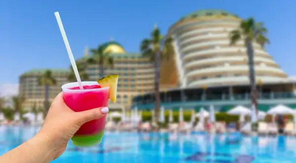 Turcja: Czy All Inclusive to "złota klatka"? Wyjdź i odkryj kraj!