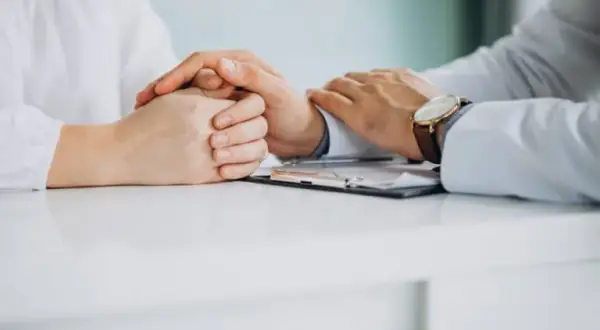 Czy psycholog może wystawić L4? Poznaj prawdę o zwolnieniach lekarskich