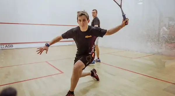 Squash w Zgierzu – najlepsze kluby, sprzęt i lekcje dla Ciebie
